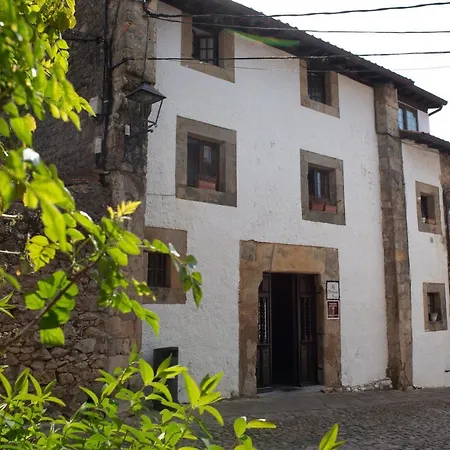 La Torrevia2 Santillana del Mar